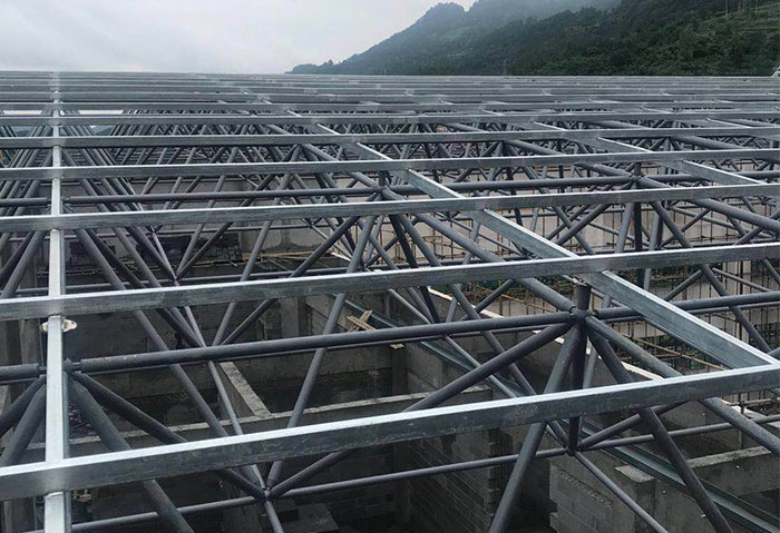 揭阳仁怀冠英学校艺体楼网架