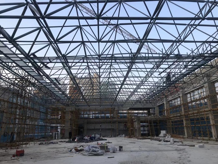 揭阳第一附属小学体育馆网架